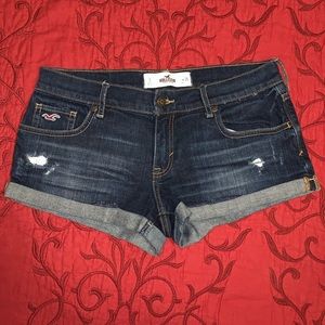Hollister Jean Shorts ✨